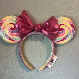 Disney Parks - sweet treats lollipop mini mouse ears (hard plastic)